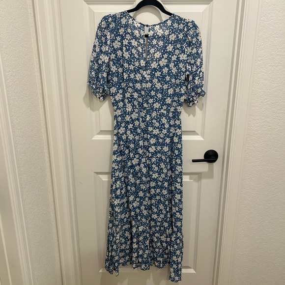 NWOT REFORMATION NANTES Midi Dress Blue White Floral Size 4! - Picture 7 of 7